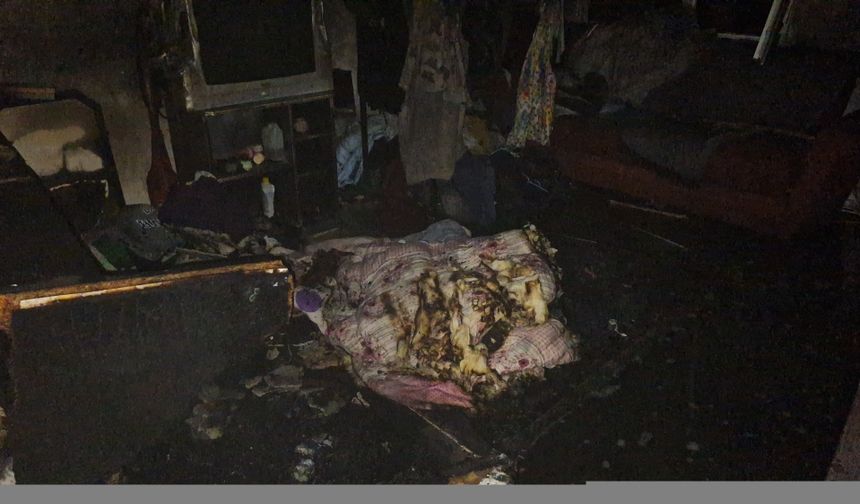 Samsun’da apartman dairesi, yangın sonucu kullanılamaz hale geldi