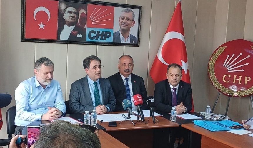 Chp Rize, Trabzon, Artvin Giresun  İl Başkanları Çay Fiyatı İle İlgili Ortak Basın Açıklaması yaptı