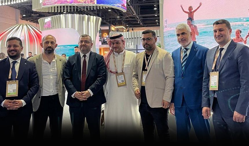 Rizeli turizm firması Dubai’de Karadeniz Bölgesini tanıttı