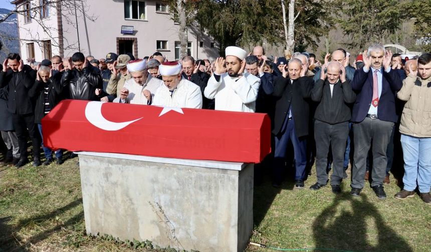 Kore gazisi Trabzon'da son yolculuğuna uğurlandı