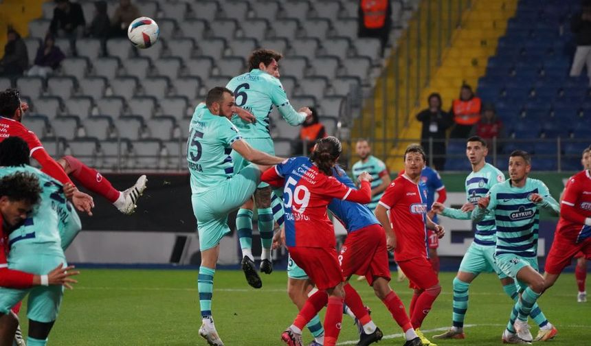 Çaykur Rizespor kupada Silivrispor'u 3-2 ile geçti