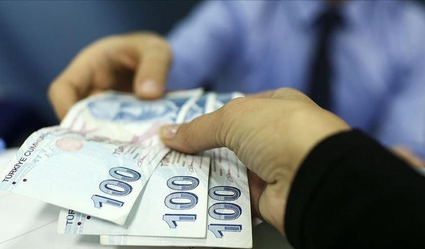 Emeklilere bayram ikramiye ödenmeleri ne zaman yatacağı belli oldu