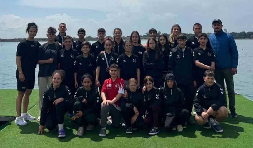 Adana'da Düzenlenen Durgunsu Kano Bahar Kupası'nda Rizeli Sporculardan Büyük Başarı