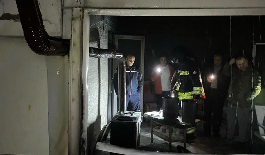 Sefo'nun ailesinin evinde çıkan yangın koltuktan başlamış