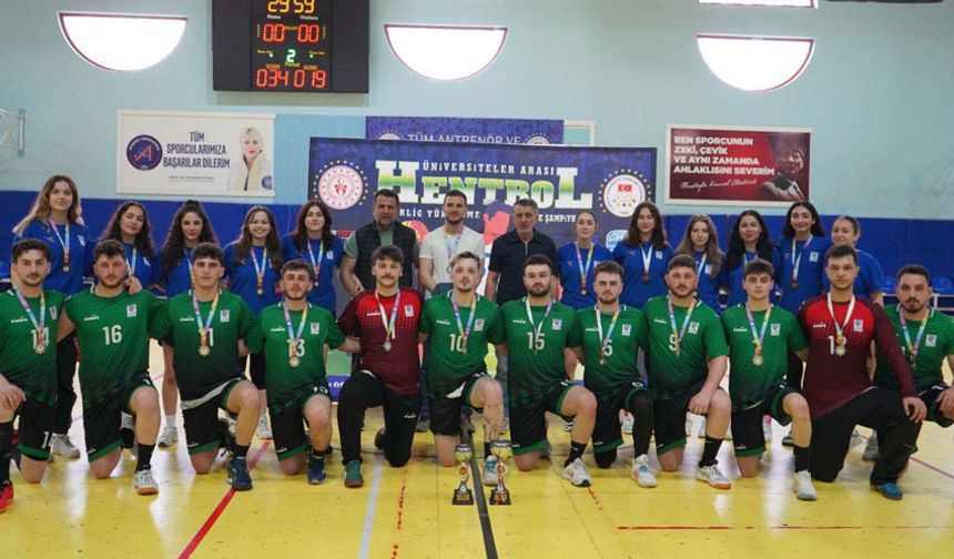 RTEÜ Hentbol Takımları Süper Lige Yükseldi