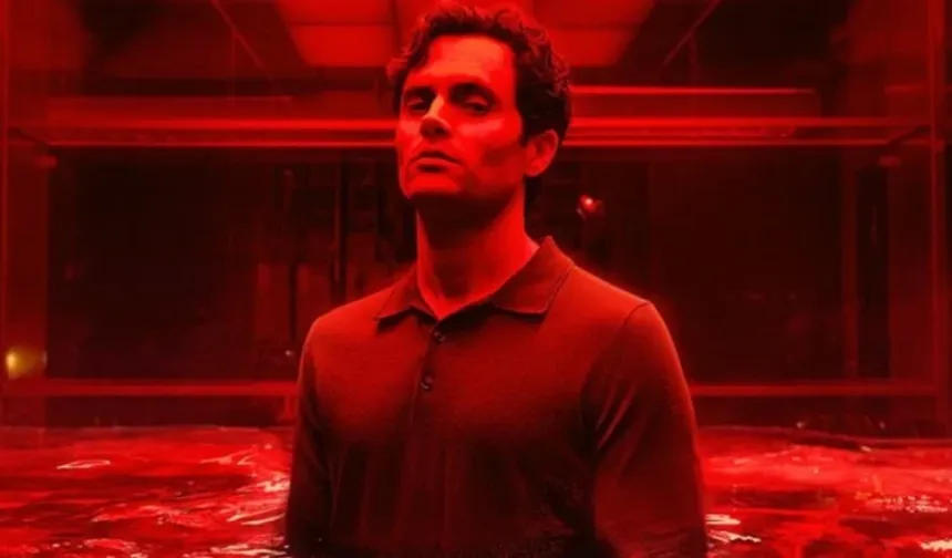 You Dizisinin Yıldızı Penn Badgley’den Kur’an İtirafı Başucumda Tutuyorum