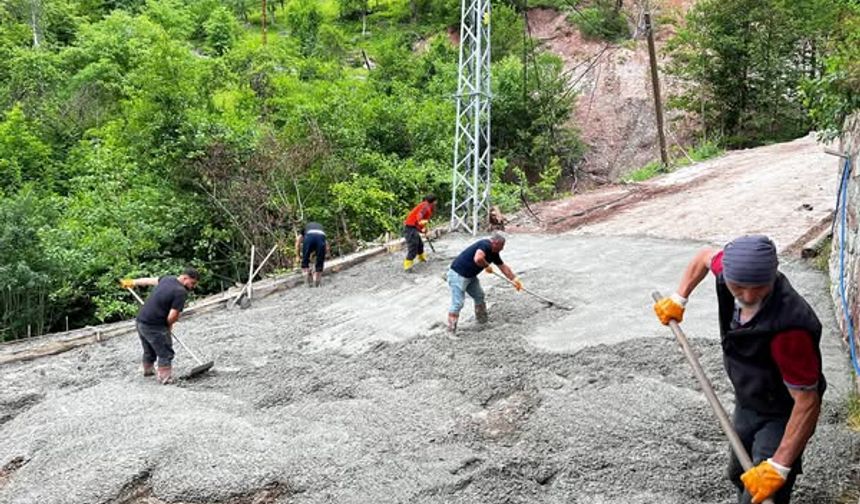 Artvin'de Heyelan Sonrası Şara Yolu'nda Onarım Çalışmaları Başladı