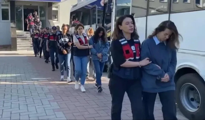 İBB'ye 3. dalga operasyonunda 16 kişiye tutuklama talebi