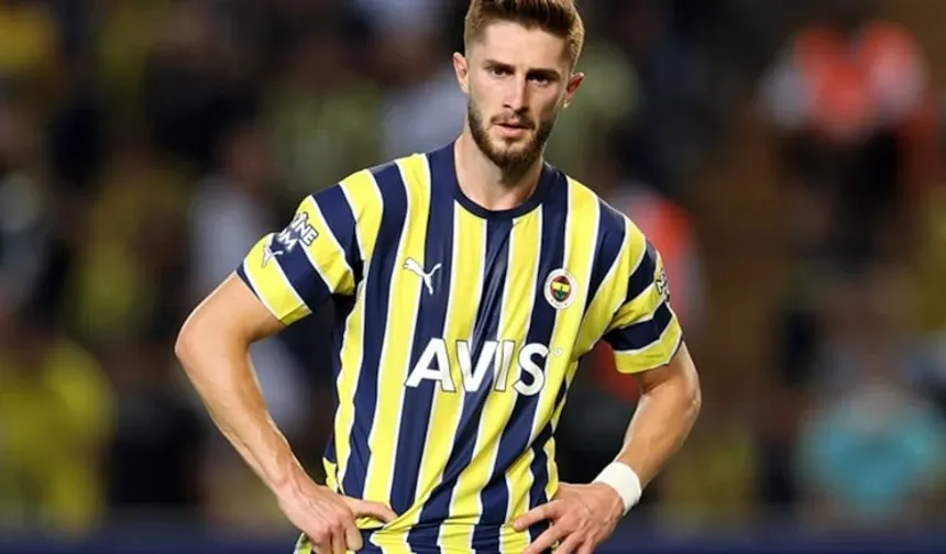 Fenerbahçe'nin yıldızı Galatasaray'ı takibe aldı