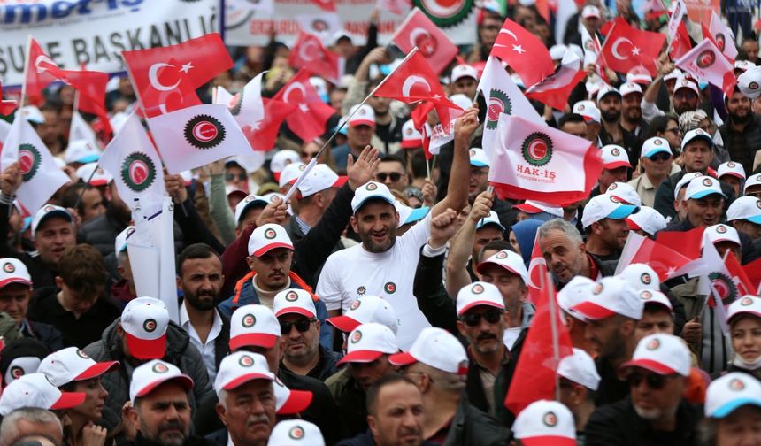 HAK-İŞ, 1 Mayıs Emek ve Dayanışma Günü'nü Rize'de kutladı