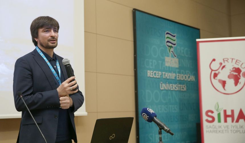 Rize'de "Arayış Şifa" konulu panel düzenlendi