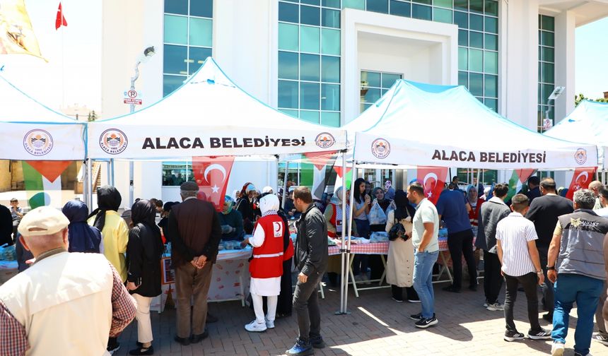 Alaca'da Gazze halkı için kermes açıldı