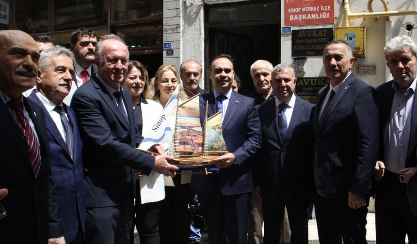 Bakan Kacır, AK Parti ve MHP Sinop il başkanlıklarını ziyaret etti