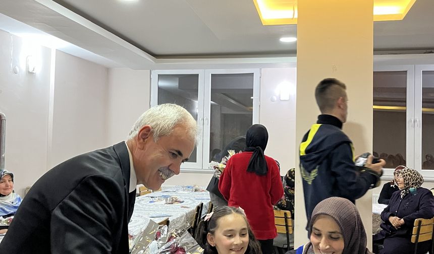 Başçiftlik'te Anneler Günü programı düzenlendi