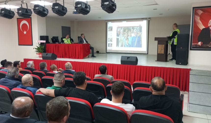 Çarşamba'da sürücülere trafik eğitimi verildi