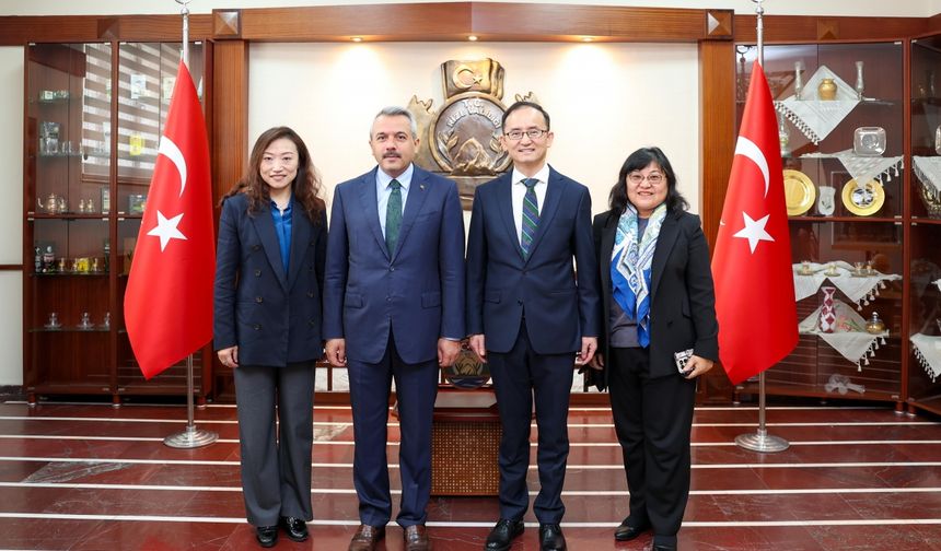 Çin'in Ankara Büyükelçisi Jiang Xuebin Rize'de ziyaretler gerçekleştirdi