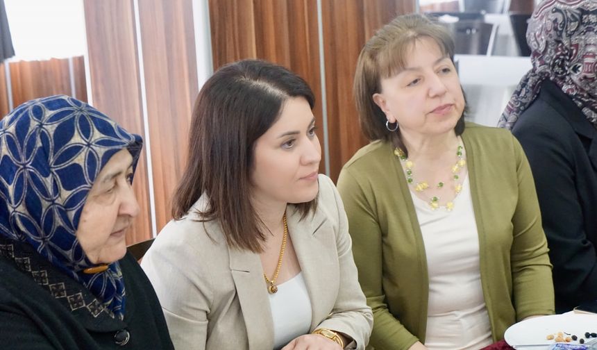 Karabük'te şehit anneleri yemekte buluştu