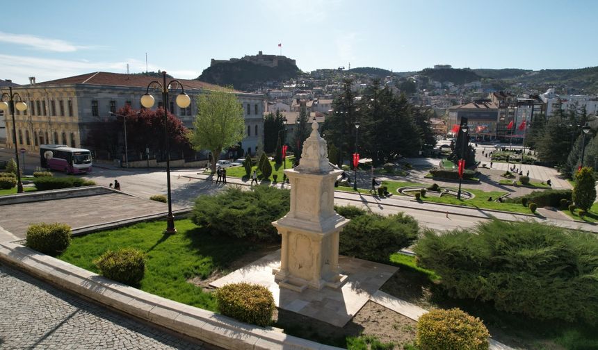 Kastamonu'da tarihi çeşme restore edilerek suya kavuşturuldu