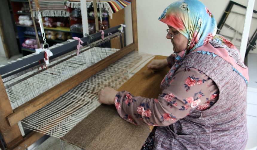 Kooperatifleşen köy kadınları emeklerini üretime dönüştürdü