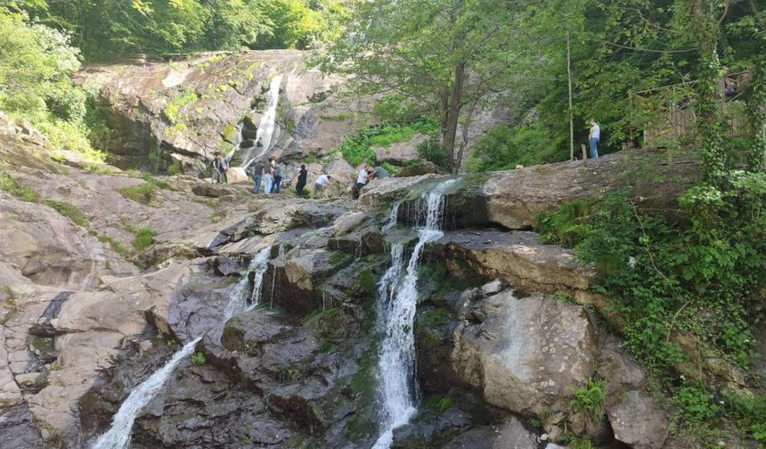 Körfez ülkelerinden gelen turizmciler Samsun'un doğu ilçelerindeki güzellikleri keşfetti