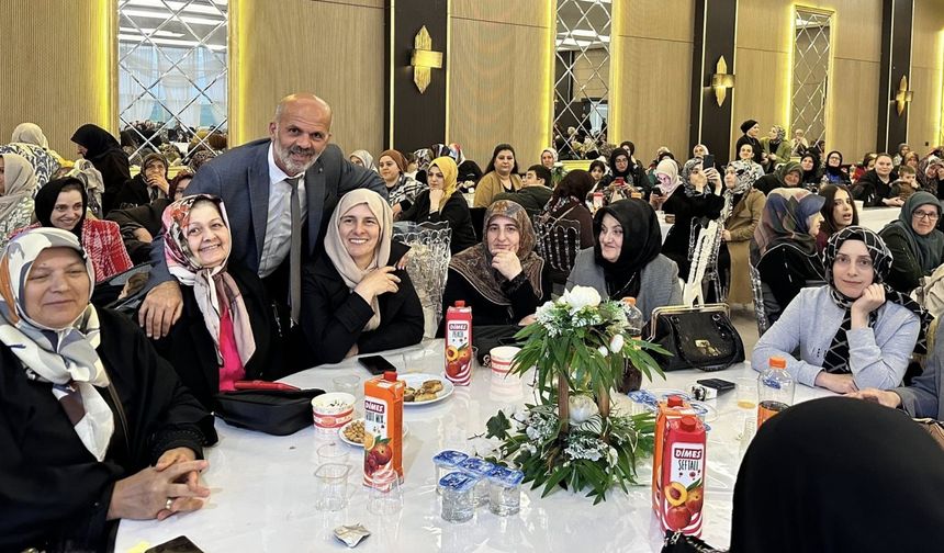 Ladik'te Anneler Günü kapsamında eğlence düzenlendi