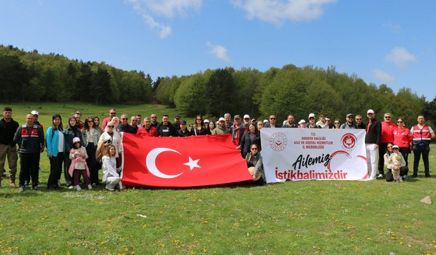 Merzifon’da Aile Yılı Yürüyüşü düzenlendi