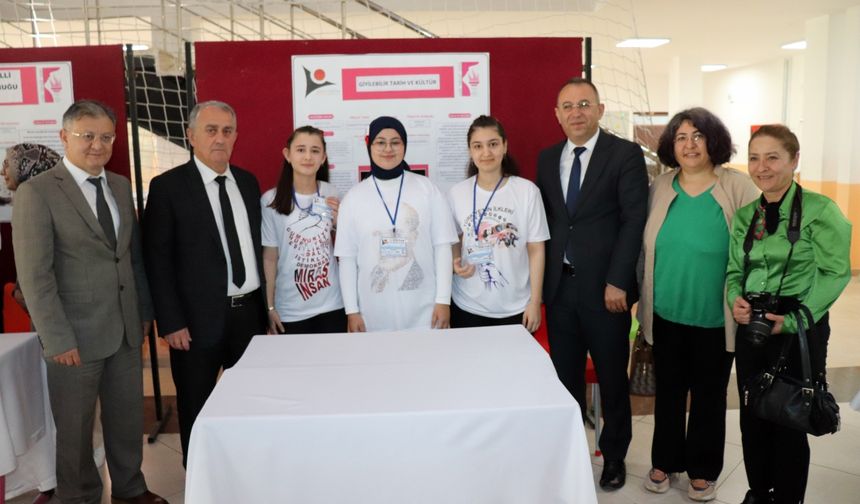 Ordu'da TÜBİTAK 4006 Bilim Fuarı açıldı