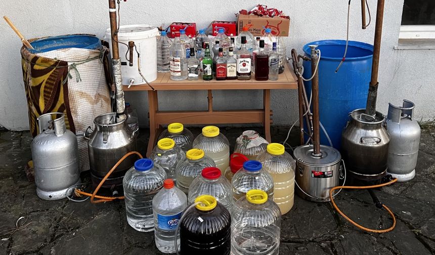 Sinop'ta sahte içki operasyonunda 3 kişi yakalandı