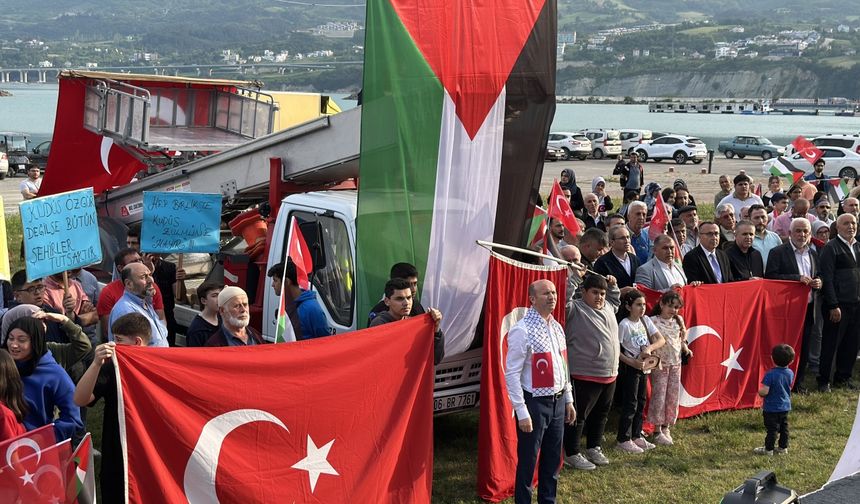 Sinop'un Gerze ilçesinde Filistin'e destek, İsrail'i protesto etkinliği düzenlendi
