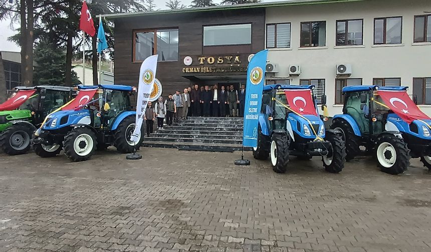 Tosya’da çitçilere traktör desteği verildi