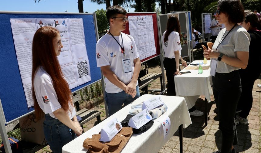 Trabzon'da TÜBİTAK 4006 Bilim Fuarı açıldı