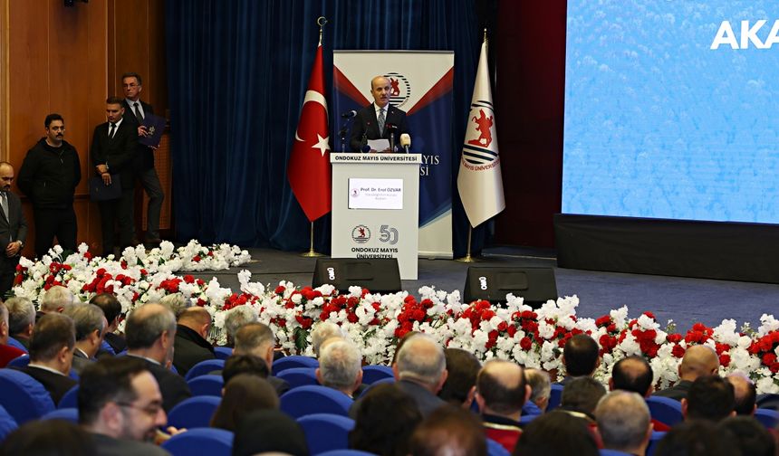 YÖK Başkanı Özvar, OMÜ'nün 50. Kuruluş Yılı ve Akademi Ödül Töreni'ne katıldı: