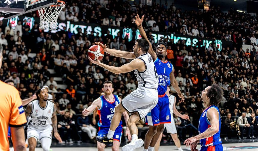 Anadolu Efes-Beşiktaş Fibabanka maçı ertelendi