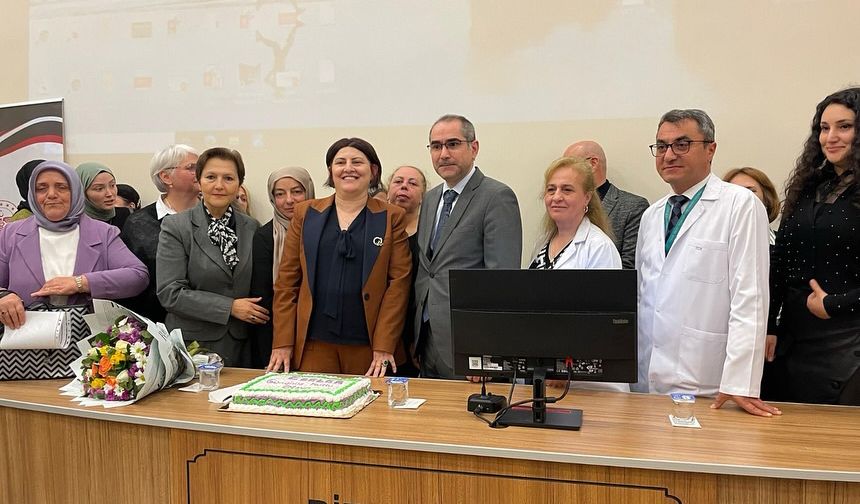 Hayatın Başladığı Yerde Onlar Var: Rize’de Ebeler Günü Anlamlı Bir Programla Kutlandı