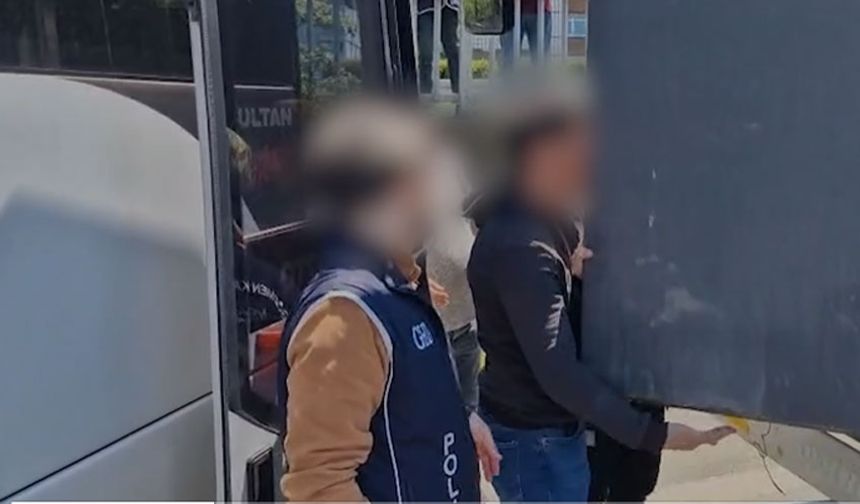 Rize’de Göçmen Kaçakçılığı Operasyonu: 13 Düzensiz Göçmen Yakalandı