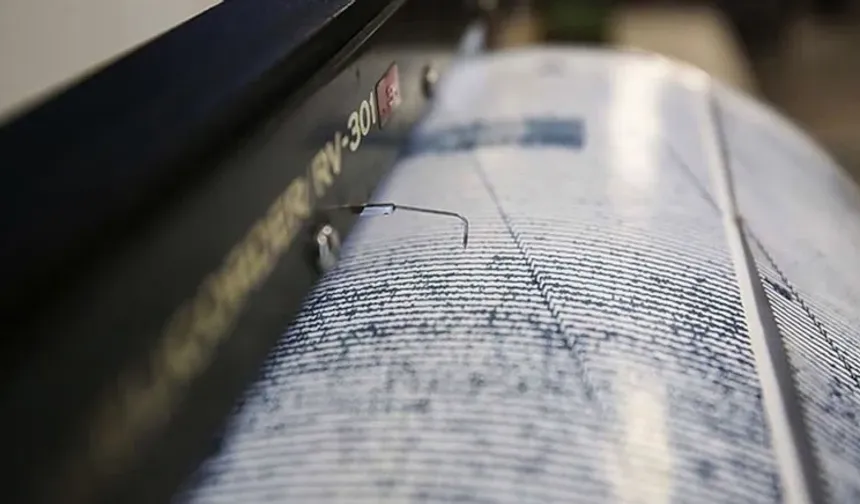 Tayvan'daki deprem, adayı alarma geçirdi