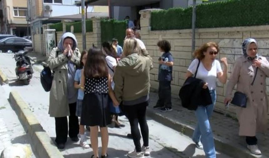 Bakırköy'de ilkokulda yangın paniği