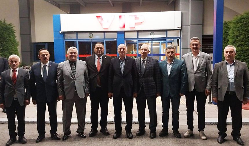 Rize Ziraat Odası Başkanları Bayraktar’a zirai don zararlarıyla ilgili bilgi verdi