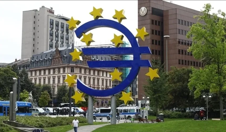 Euro Bölgesi'nde üretici fiyatları martta sert düştü