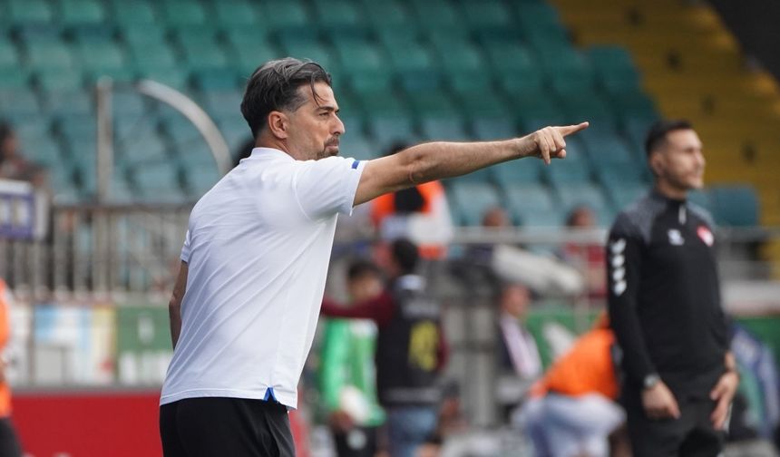 Çaykur Rizespor Teknik Direktörü Palut: Bu maç Çaykur Rizespor'un sezon özetiydi
