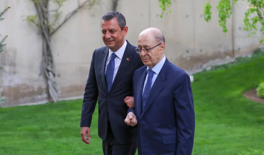 Özgür Özel, Ahmet Necdet Sezer ve CHP'nin eski genel başkanlarıyla telefonla görüştü