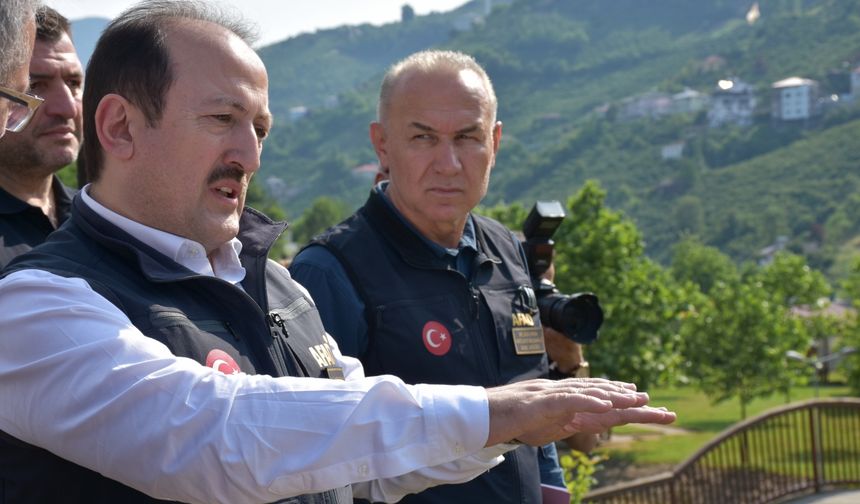 AFAD Başkanı Pehlivan, Trabzon'da selde kaybolan kişinin ailesini ziyaret etti: