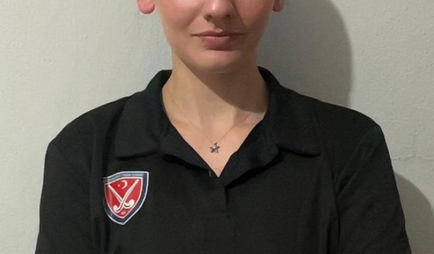 Ardeşen Belediyesi Spor Kulübü'nün hokey takımındaki sporcularına milli davet