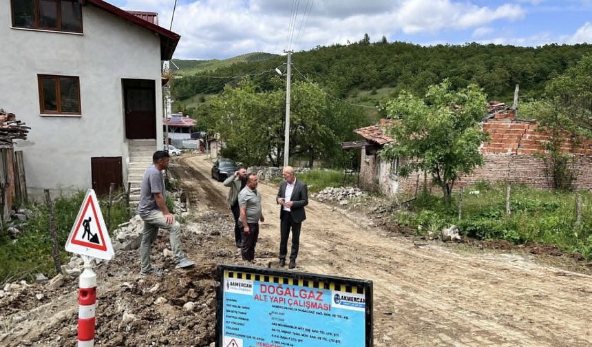 Ladik'te merkeze uzak mahalleler doğalgaza kavuşuyor