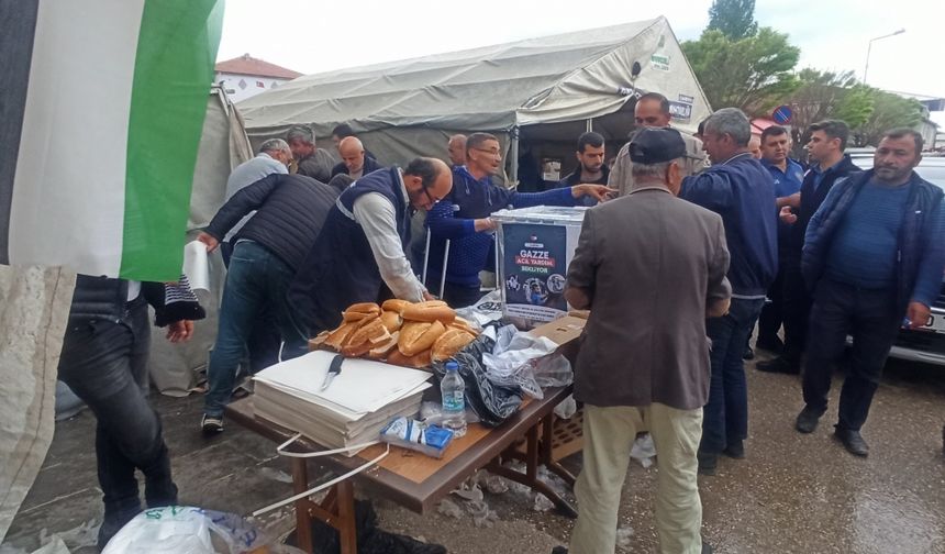 Sulusaray'da Gazze için kermes düzenlendi