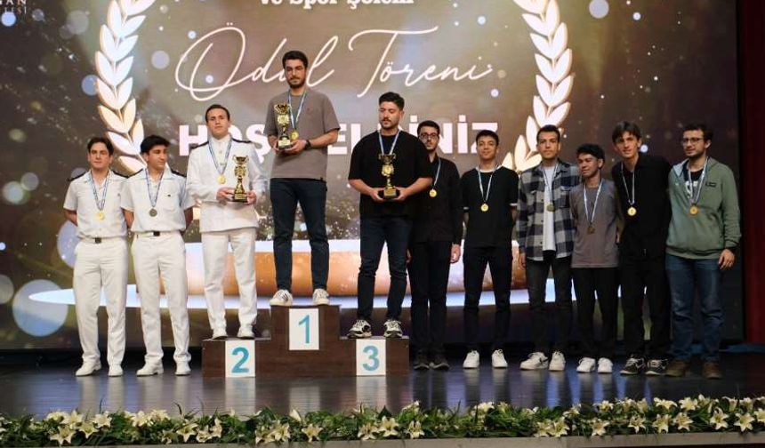 RTEÜ Spor Müsabakalarının Ödül Töreni Gerçekleştirildi