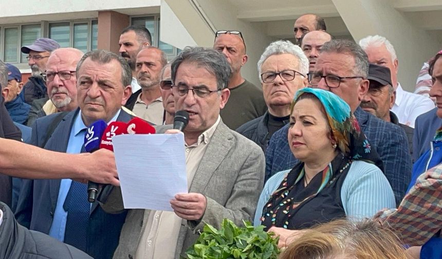 CHP Rize İl Başkanı Saltuk Deniz’ten ÇAYKUR Önünde Sert Tepki! Çayda taban fiyat yasası ve ara zam talebini yineledi!