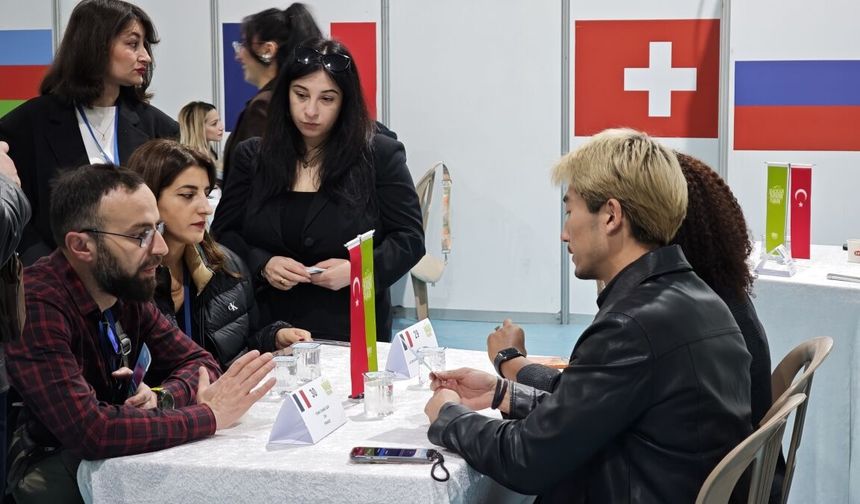 "Uluslararası Kaçkar Turizm Fuarı", Rize ve Artvin'in ortak potansiyelini vitrine çıkardı