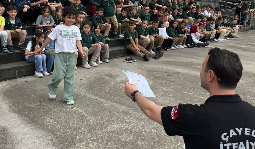 Çayeli’nde Öğrencilere Yangın Güvenliği Eğitimi
