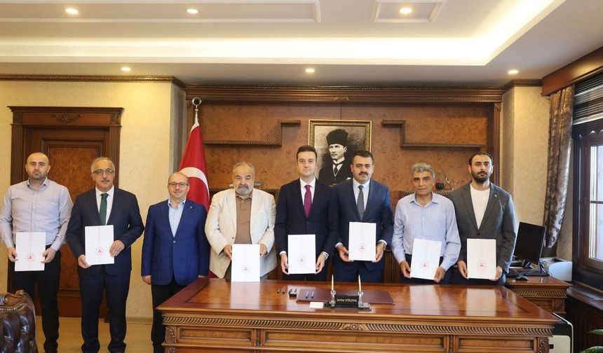 Çayeli'nde Yaz Okulu İçin İş Birliği Protokolü İmzalandı